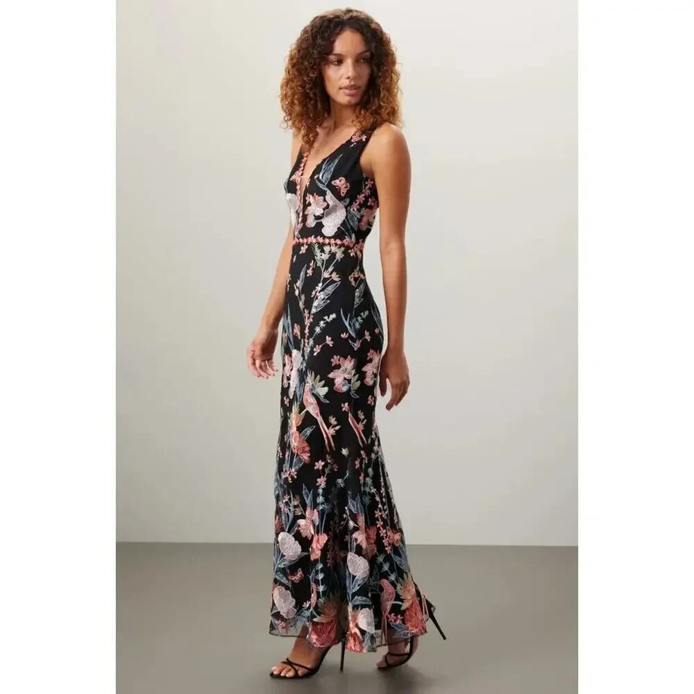 Marchesa Notte Black Embroidered Butterfly Gown Formal Dress Size 4